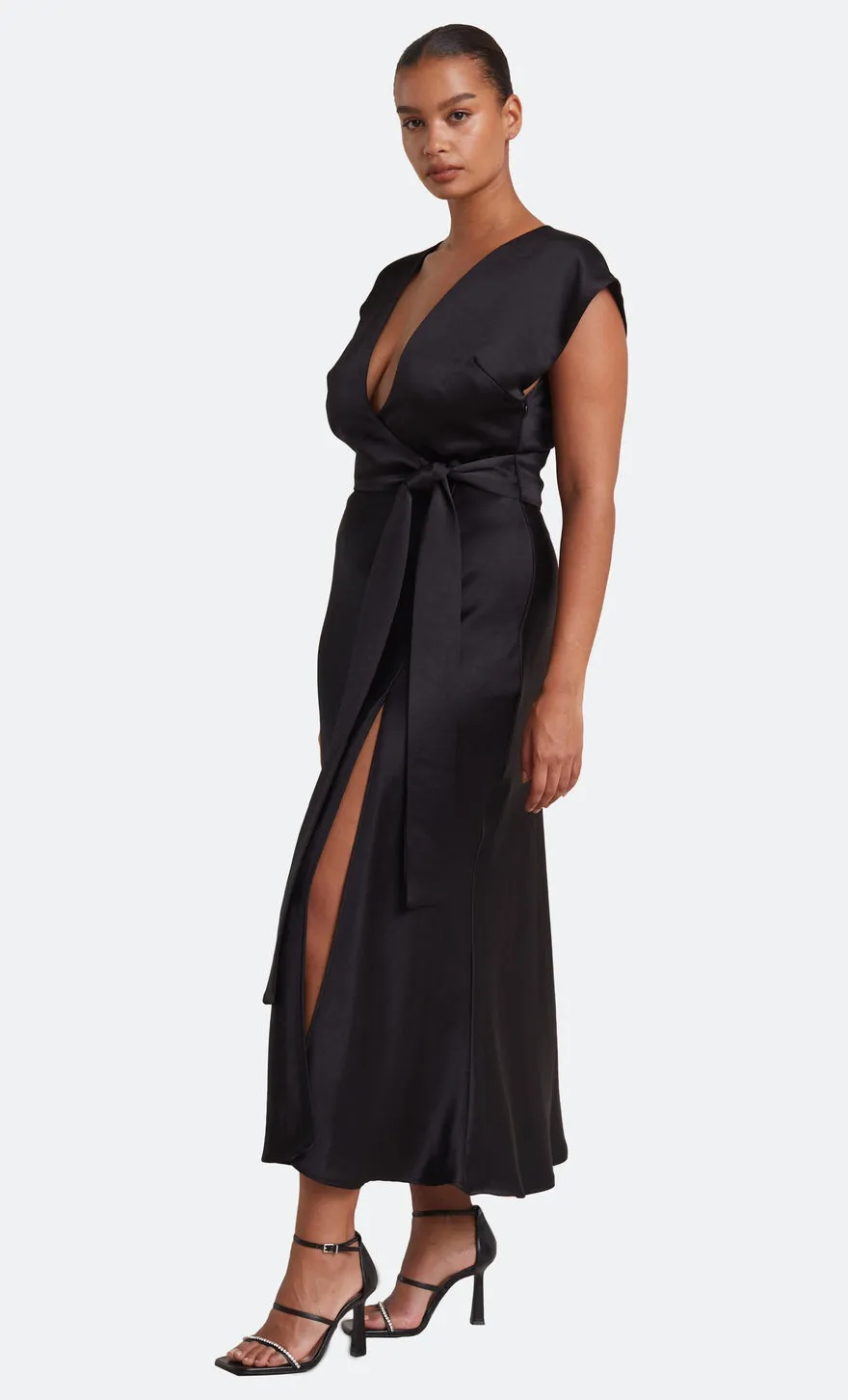 ----Bec & Bridge   ----The Dreamer Wrap Dress Black ---