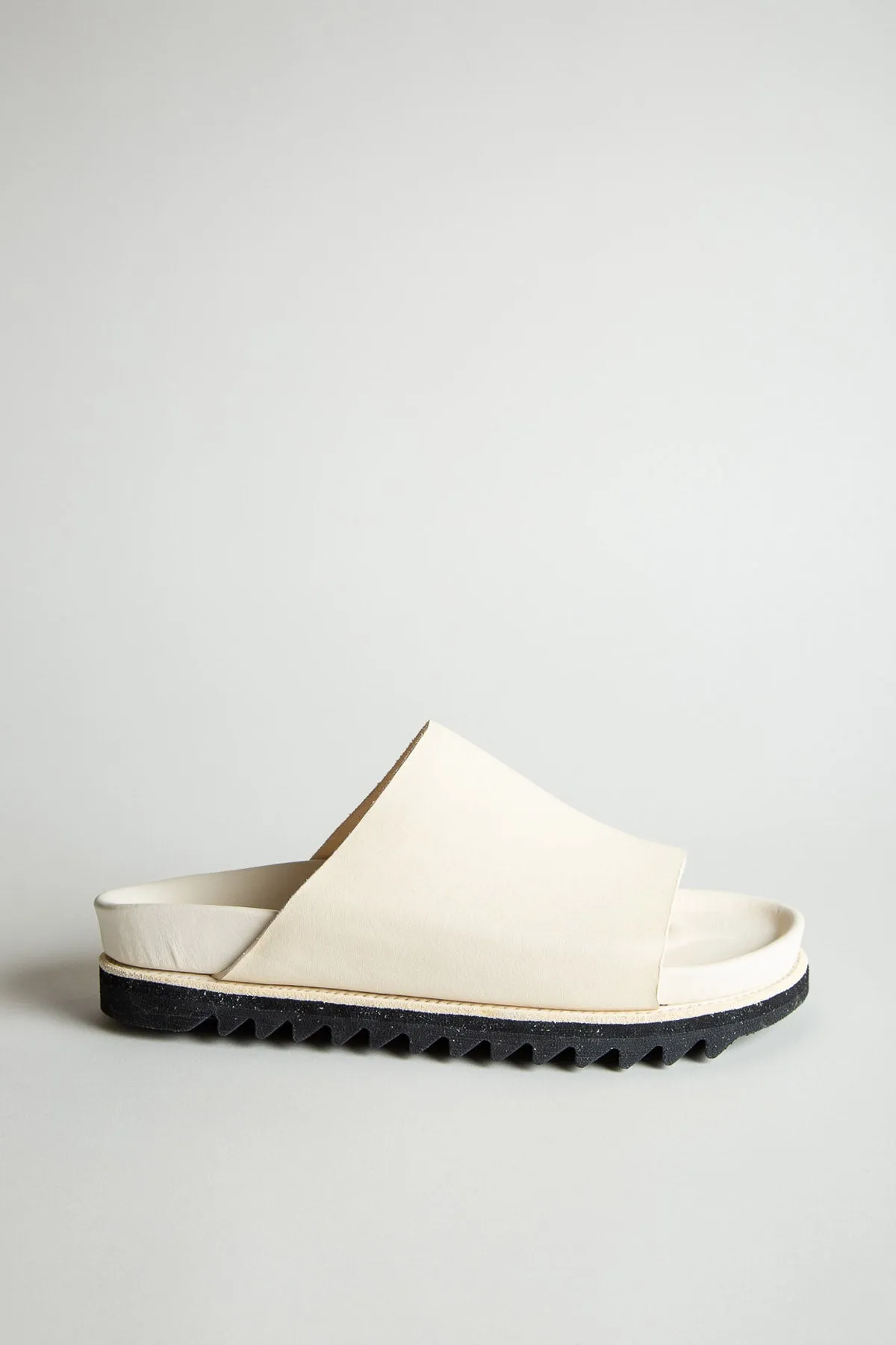 GUIDI | TREADED SOLE SANDALS