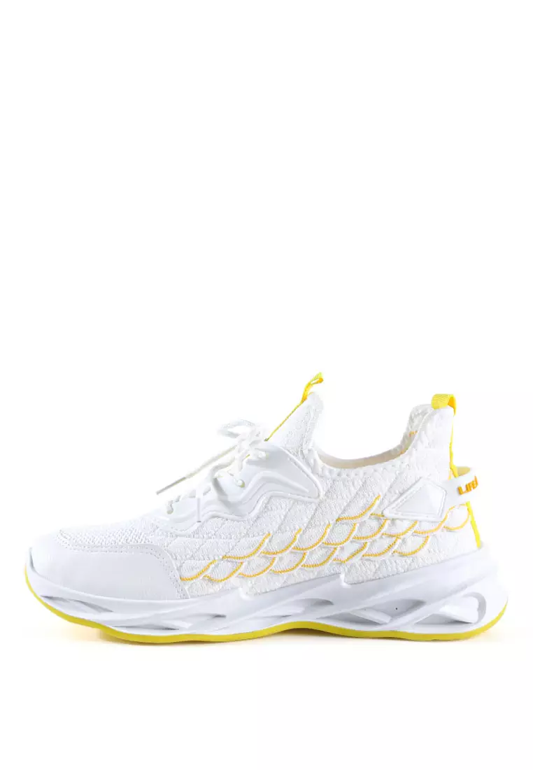 London Rag Fish Scale Goovy Running Trainers in White