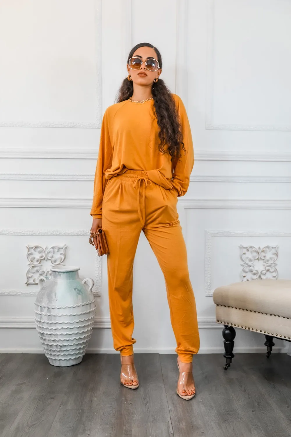 Lounge or Go Raglan Long Sleeves Pullover and Jogger Set