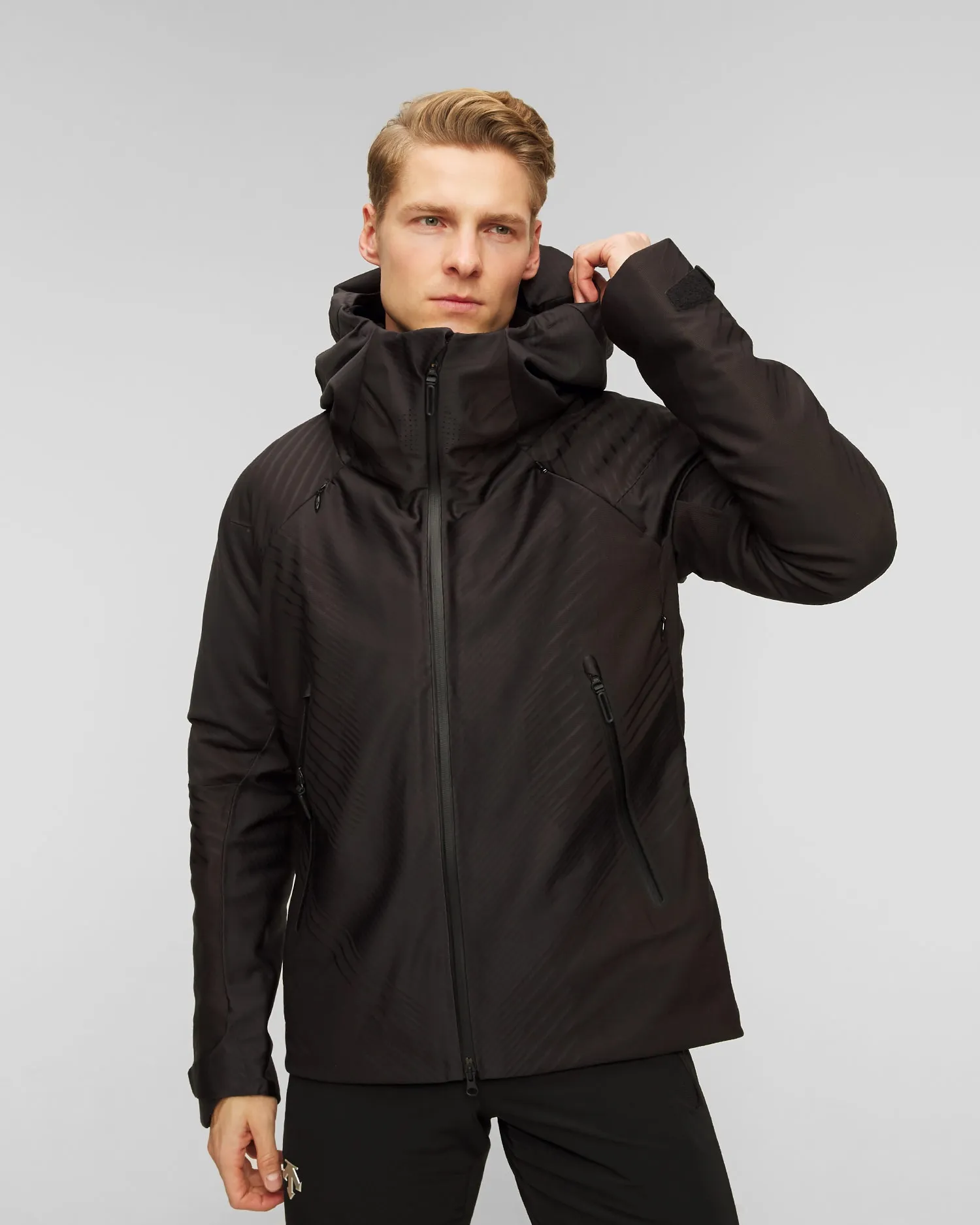 Men's ski jacket Descente Sky Winter DWMWGK01-blk