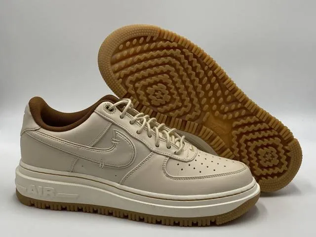 Nike air force 1 luxe pecan