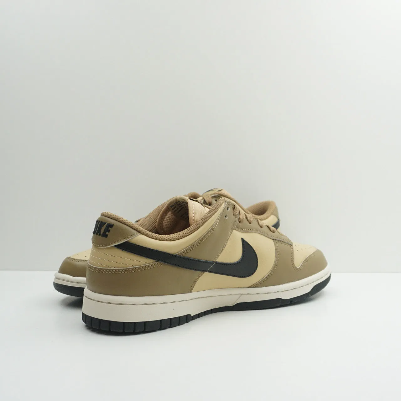 Nike Dunk Low Dark Driftwood (W)