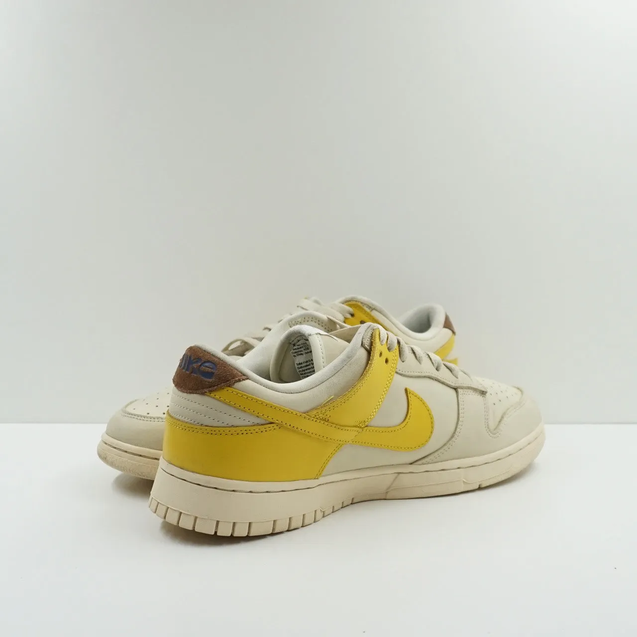 Nike Dunk Low LX Banana (W)