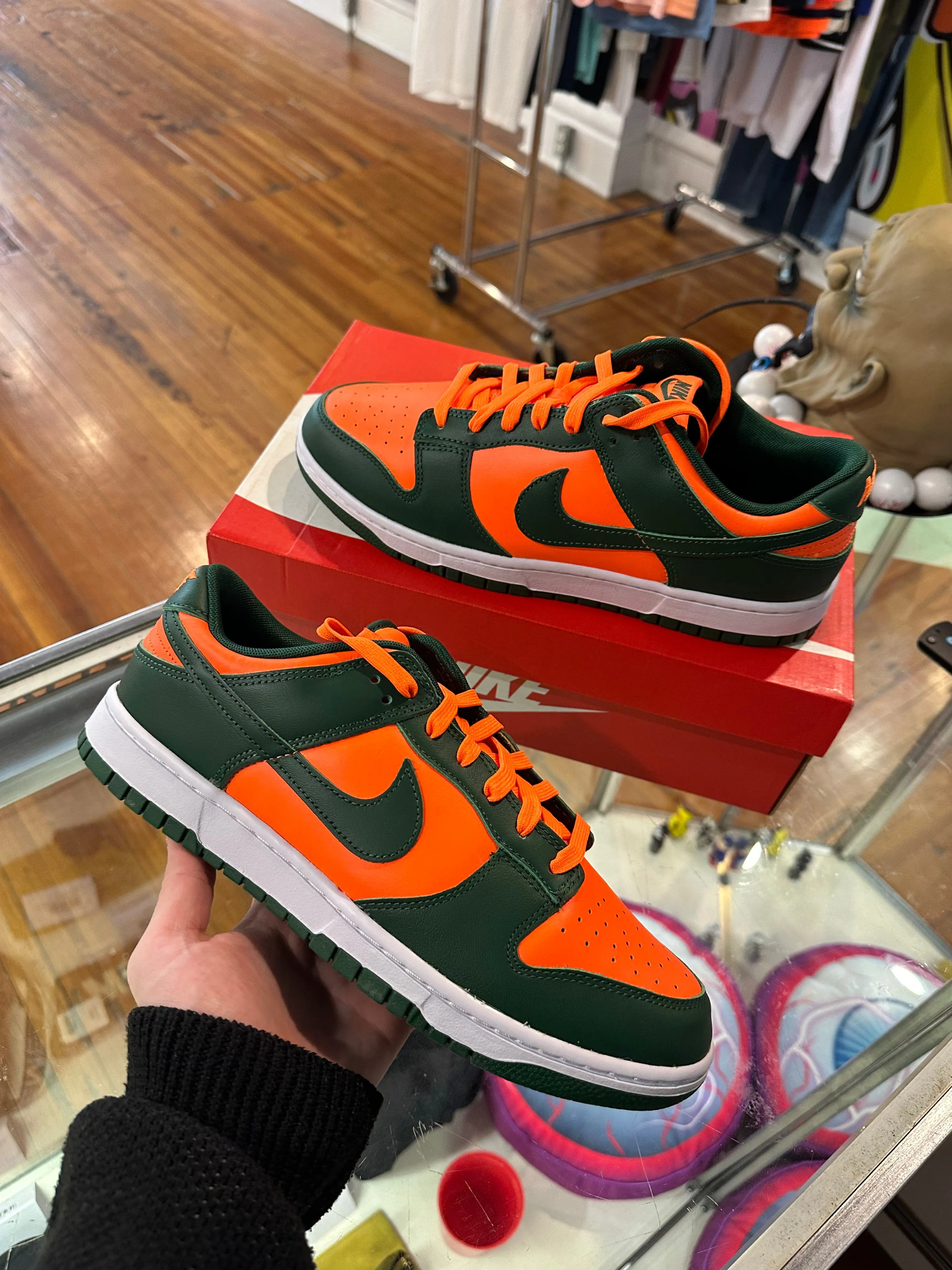 Nike Dunk Low “Miami Hurricanes”