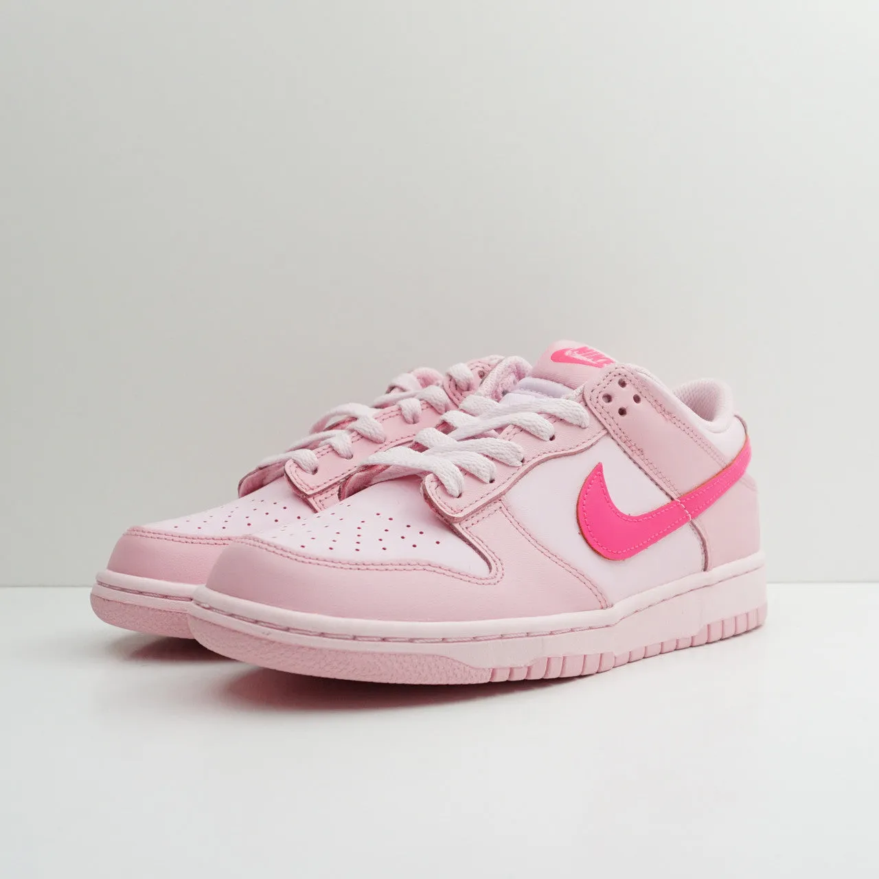 Nike Dunk Low Triple Pink (GS)