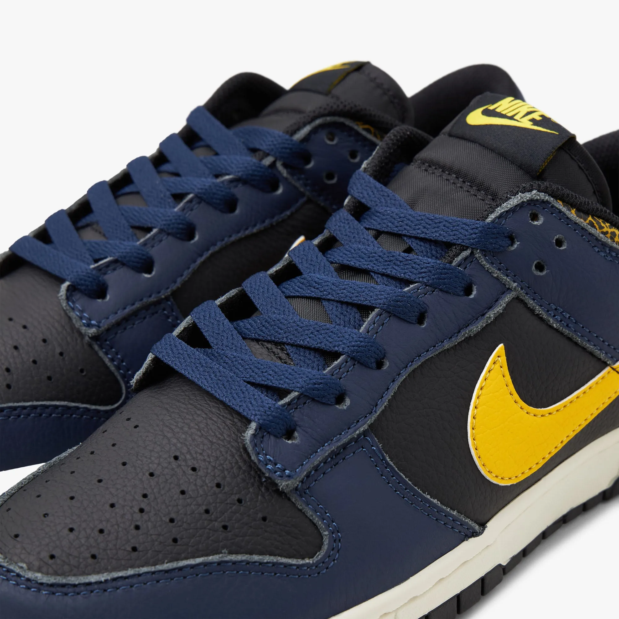 Nike Dunk Low Vintage Black / Tour Yellow - Midnight Navy