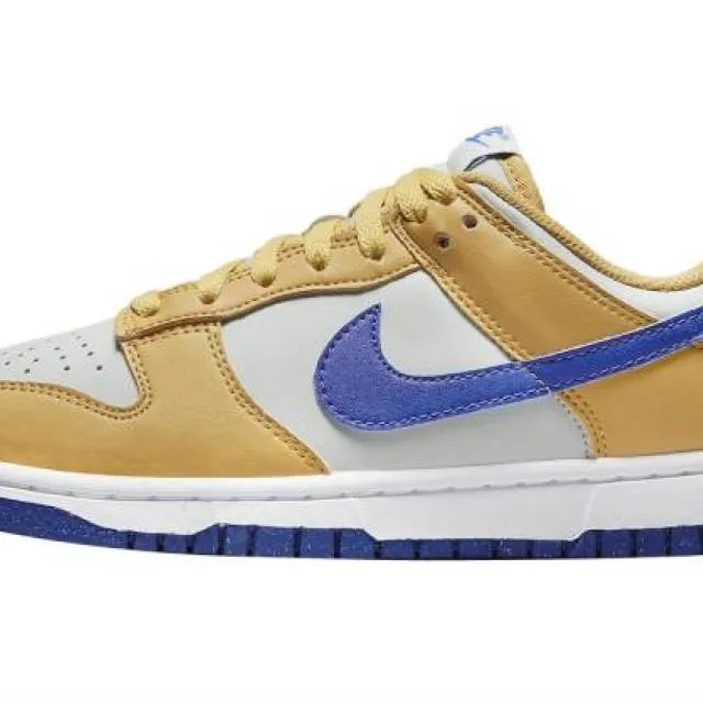 Nike dunk low wmns next nature wheat gold