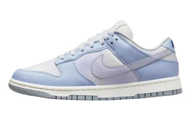 NIKE DUNK LOW WMNS WHITE BLUE AIRBRUSH