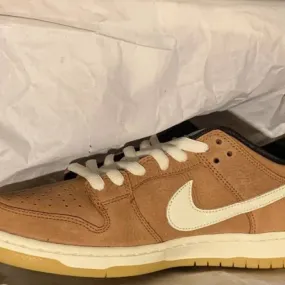 Nike sb dunk low dark russet