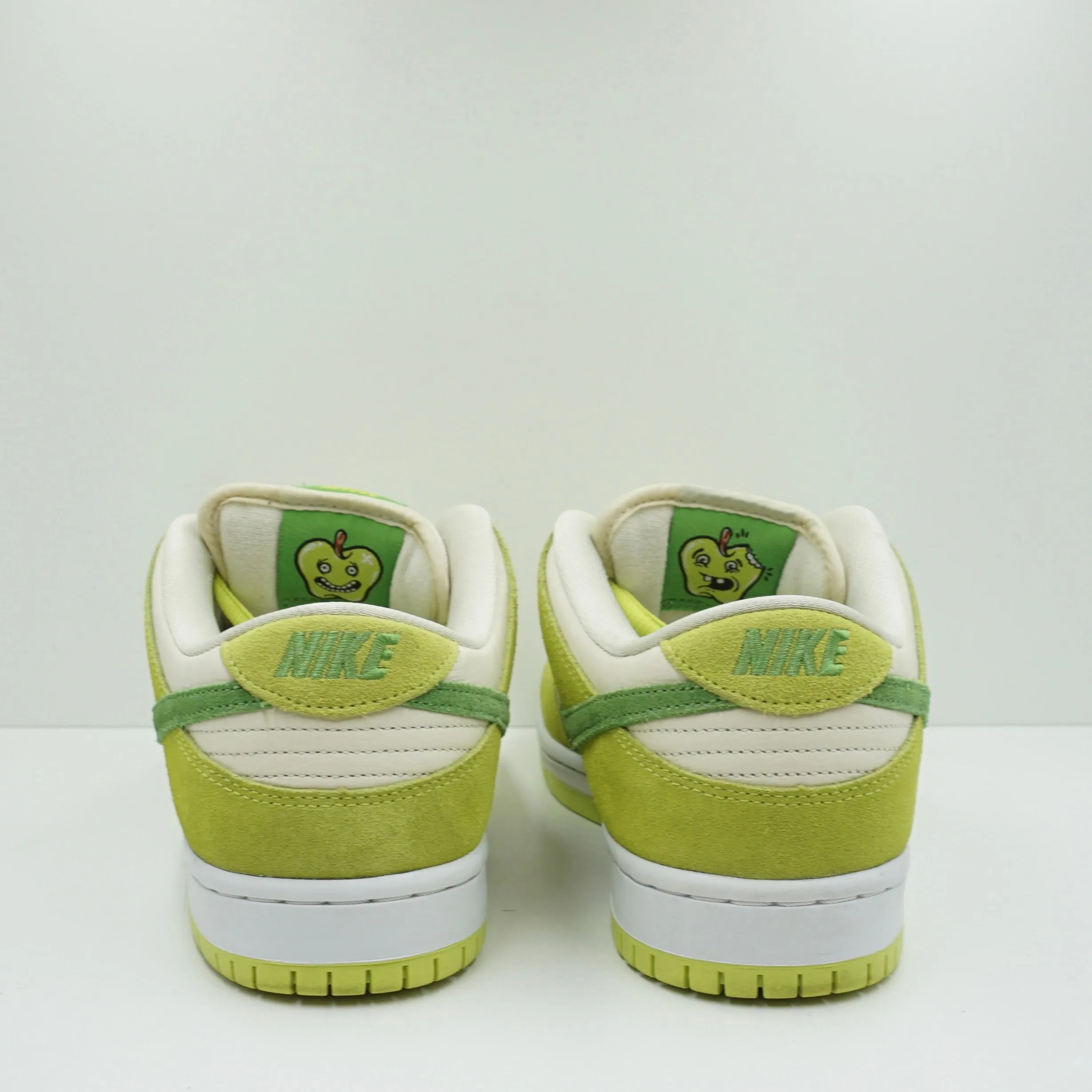 Nike SB Dunk Low Green Apple