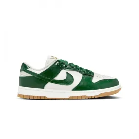 Nike Women W Nike Dunk Low Lx (phantom / gorge green-sail-metallic gold)