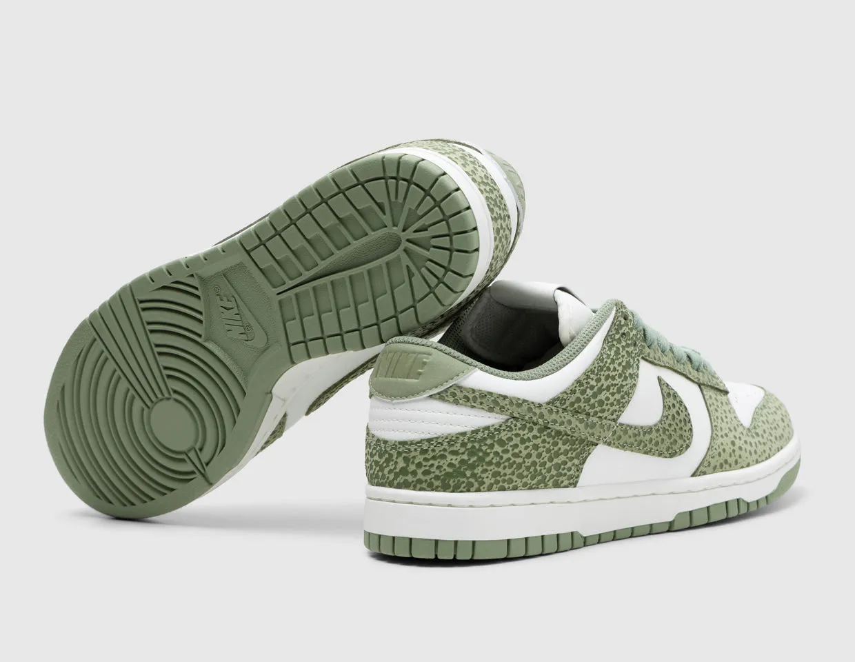 Nike Women's Dunk Low PRM Oil Green / Oil Green - Treeline Sail