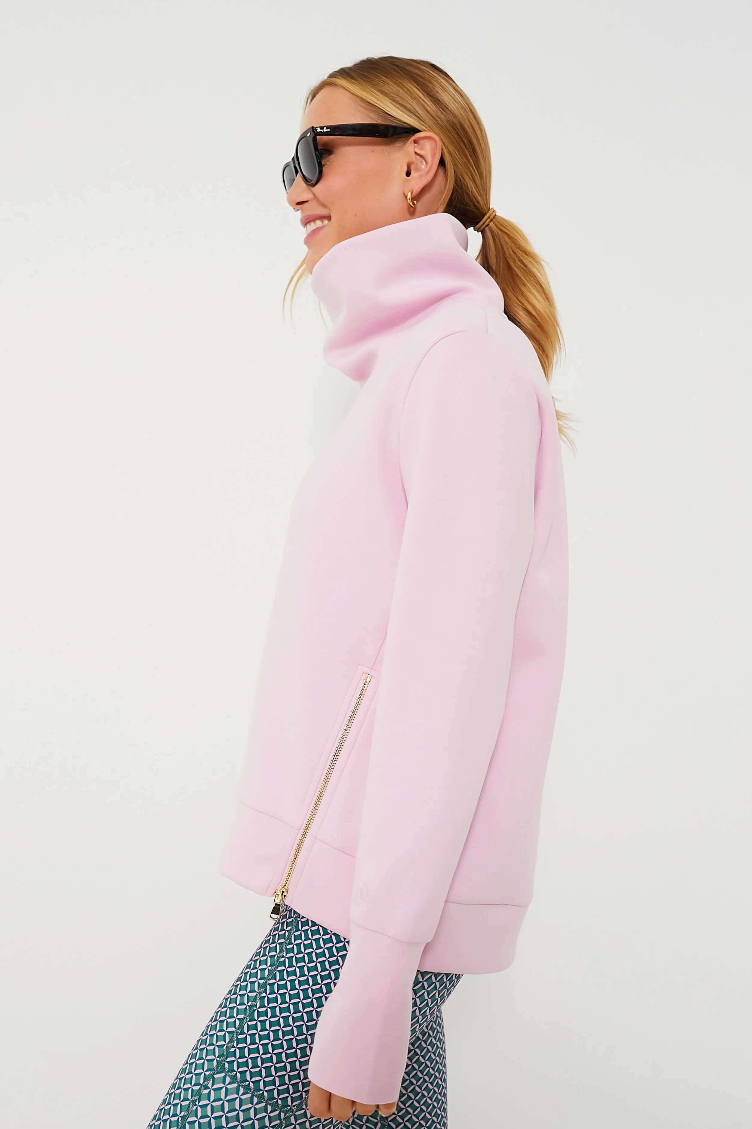 Petal Everyday Pullover