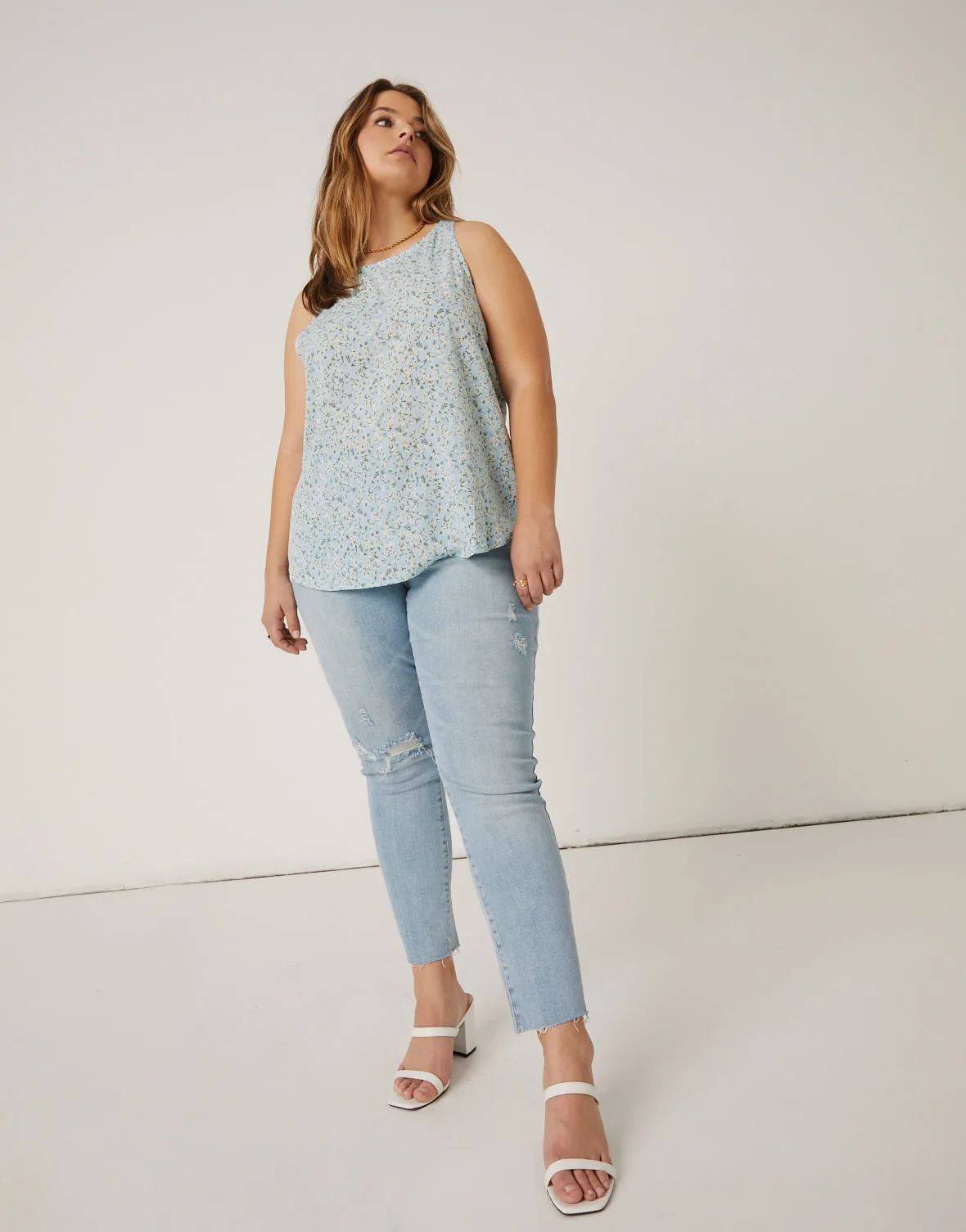 Plus Size Floral Sleeveless Top