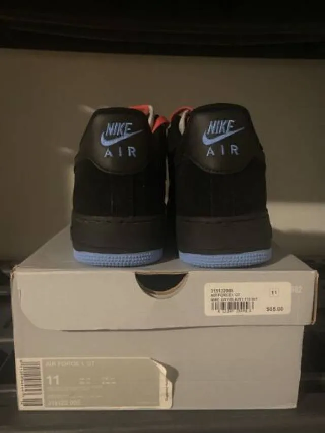 Size 11 - nike air force 1 '07 flamingo