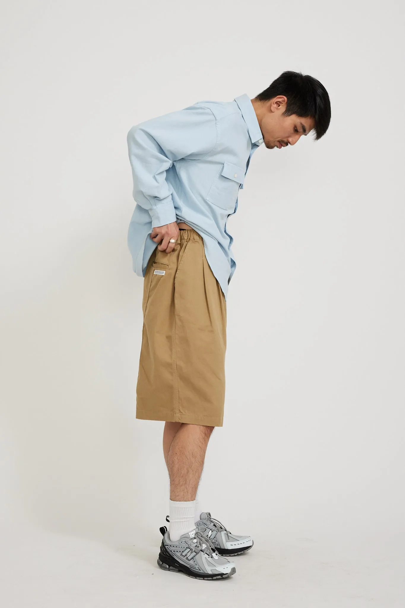 Stitch Chino Wide Half Pants Beige