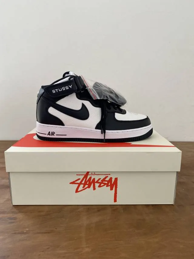 Stussy x nike air force 1 mid white black