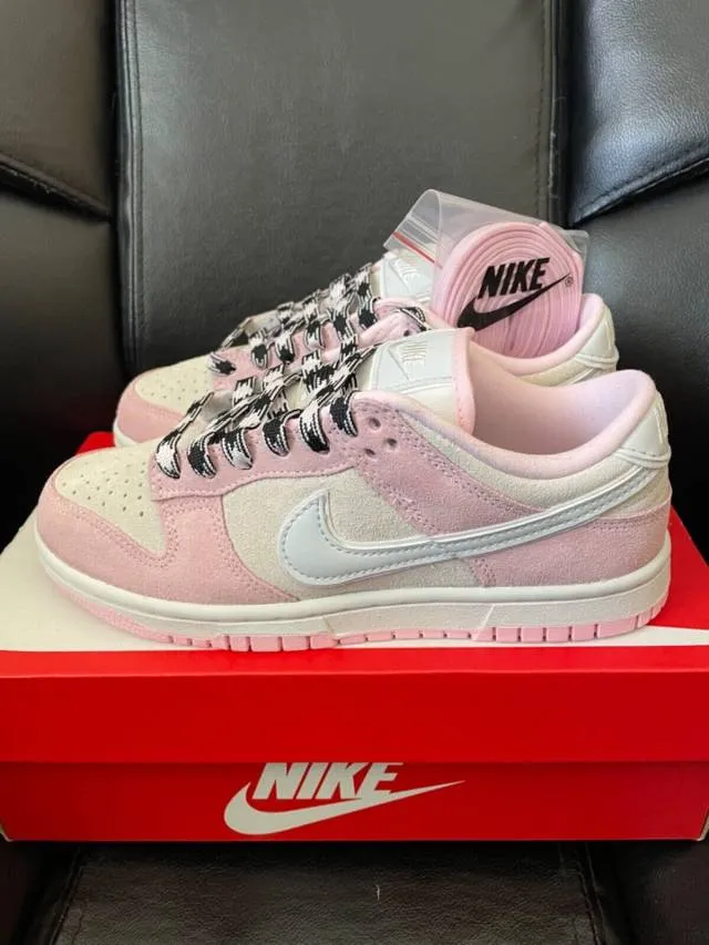 Wmns nike dunk low lx pink foam pure platinum