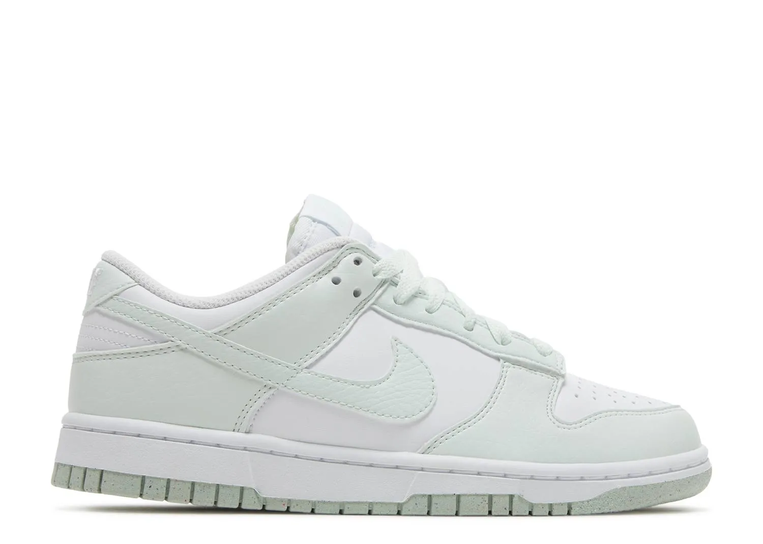 Wmns Nike Dunk Low  Next Nature White Mint (Myrtle Beach Location)